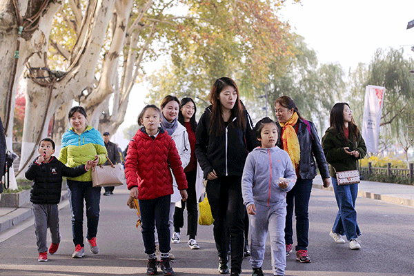 1543311748779543.gif 02.gif